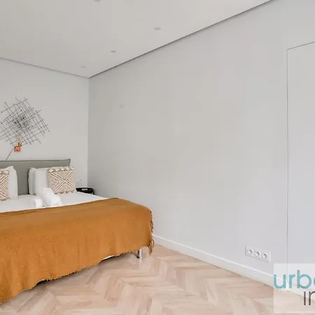 Apartment 127 - Spacious 4br In Montorgueil